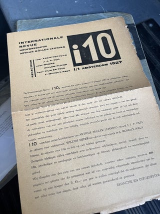 "Die Beispiellose Fotografie" article in INTERNATIONALE REVUE [i10] 1/3